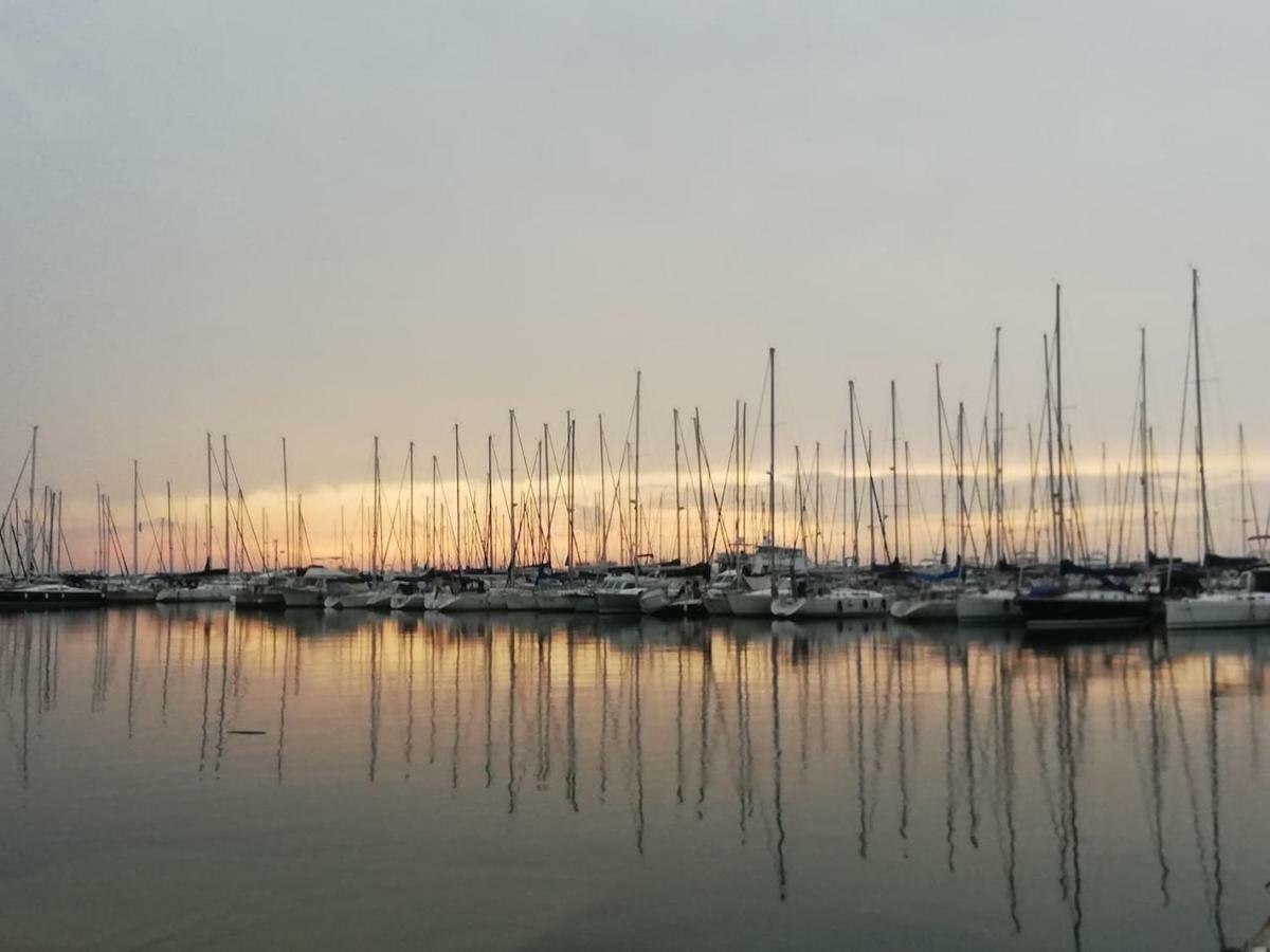 Apartma Ada Izola Kültér fotó